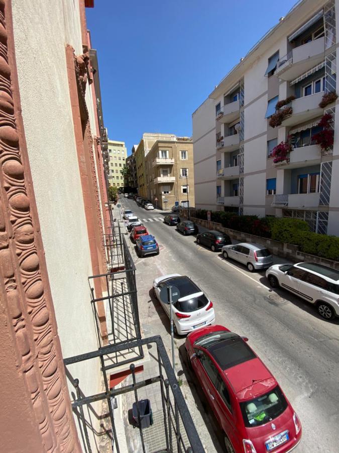 Appartamento Vacanze Cagliari - Via Lanusei Eksteriør bilde